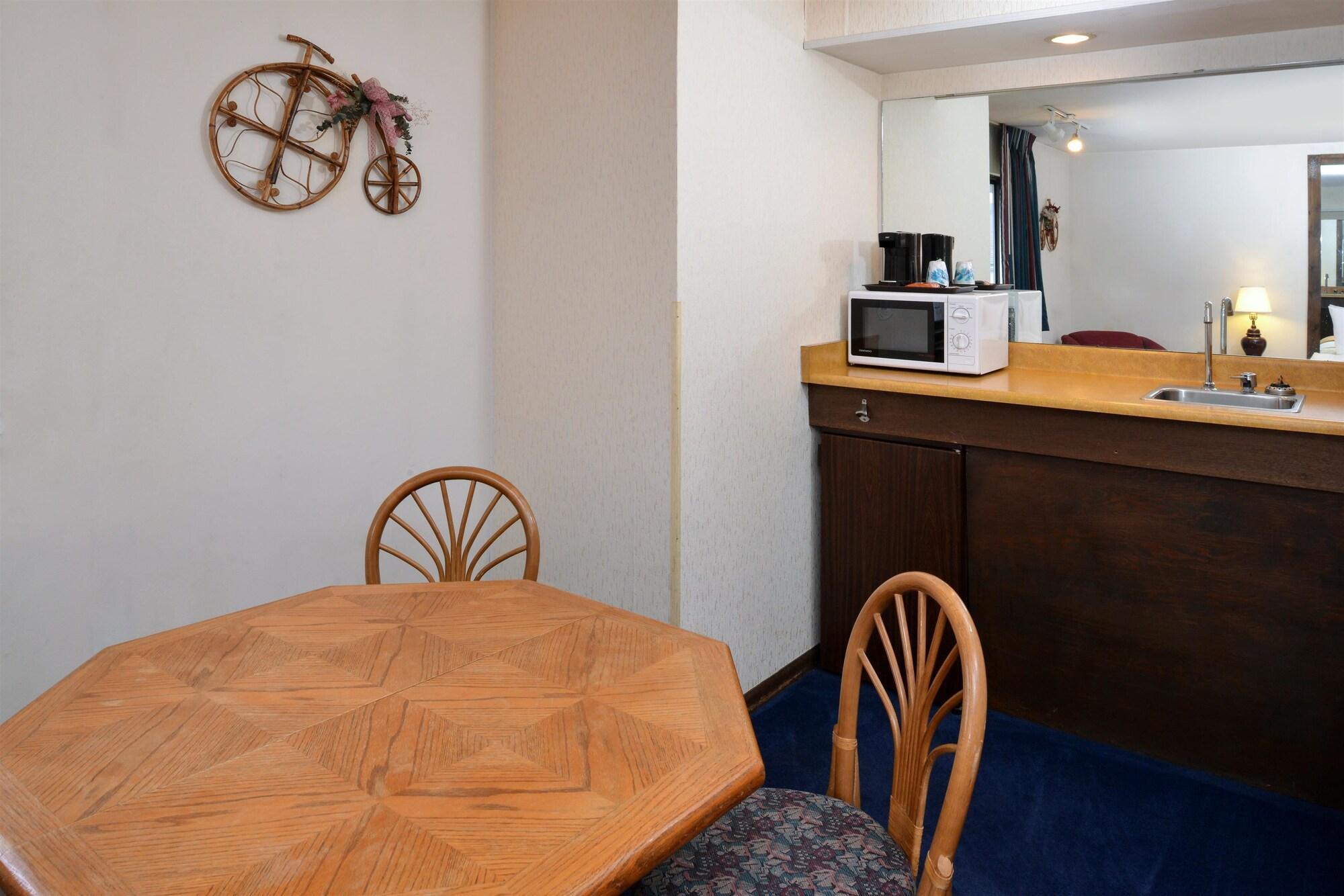 America'S Best Value Inn La Crosse Eksteriør billede