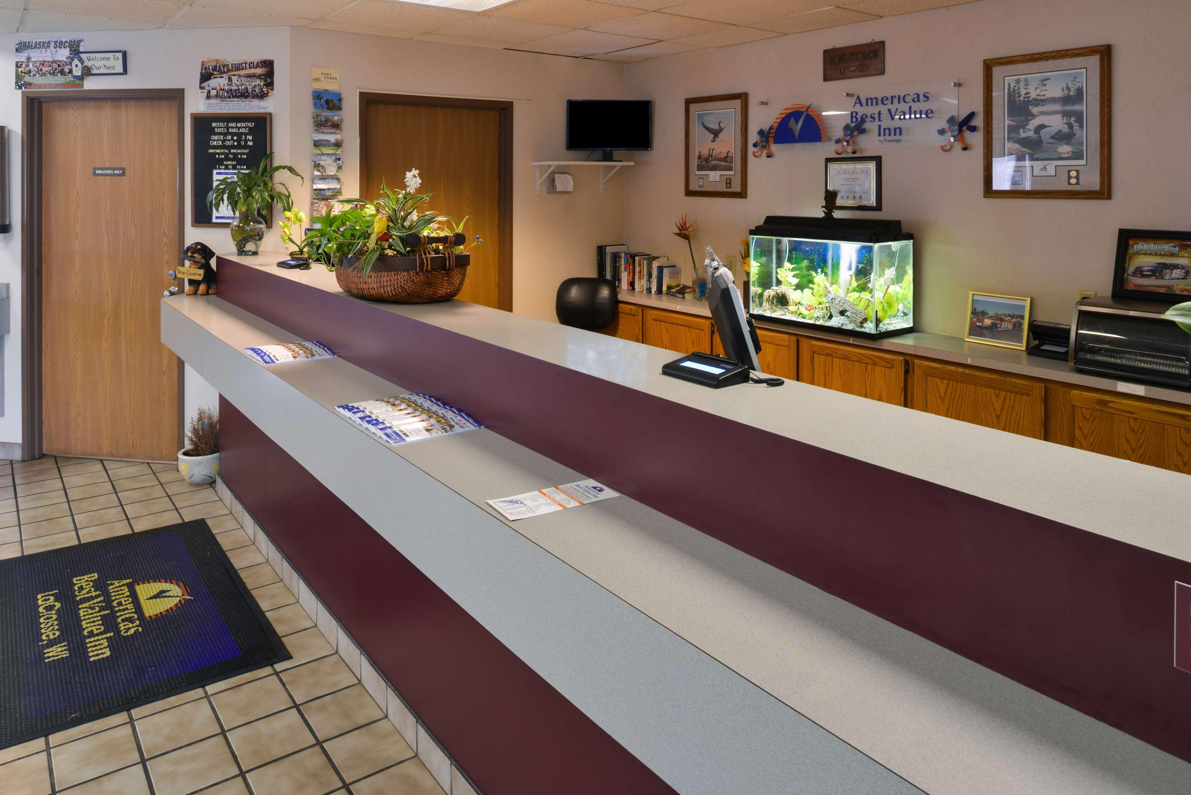 America'S Best Value Inn La Crosse Eksteriør billede